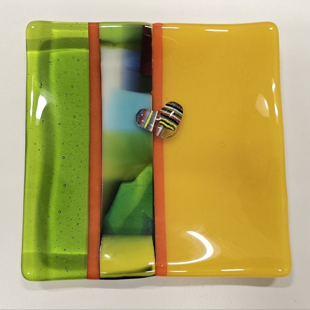Rare Beautiful Blown Glass Decorative Trinket Plate